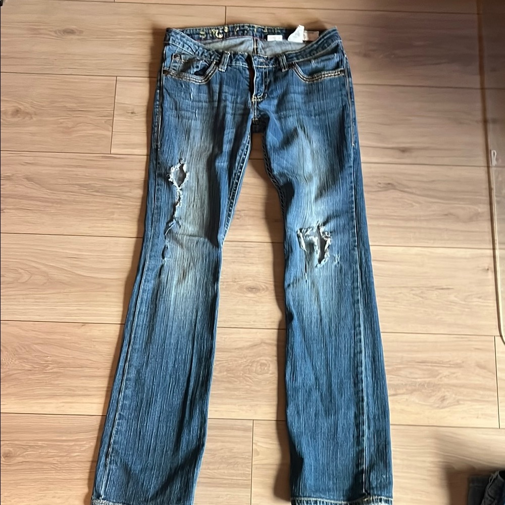 Classic Blue Distressed Women Jeans